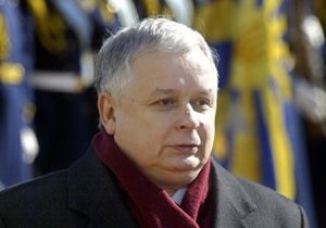 Янукович выразил соболезнования полякам в связи с гибелью Леха Качиньского
