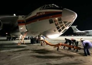 В Каракасе самолет вице-премьера Боливии столкнулся с российским Ил-76