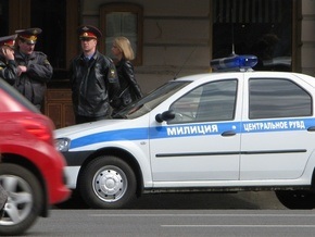 В Москве неизвестные избили милиционера и отобрали у него служебный пистолет