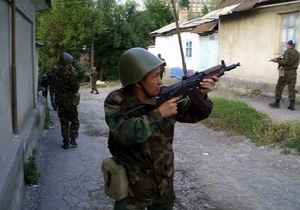 В Кыргызстане милиция обезвредила вооруженного мужчину, захватившего пассажирский автобус