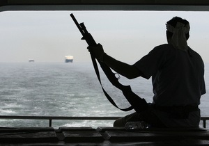 Пираты разграбили груз гуманитарной помощи из Британии