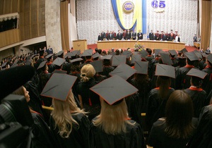 Корреспондент: В Украине выросло потерянное поколение выпускников вузов