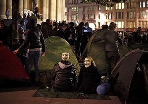 Акция Захвати Wall Street: В Лондоне протестующие установили палатки в центре города