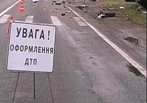 В Полтавской области столкнулись маршрутка и легковой автомобиль: пострадали 10 человек