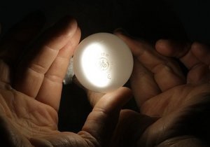Житель Львова запатентовал лампочку