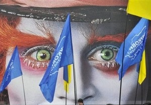 Деятели культуры просят Януковича защитить украинский дубляж