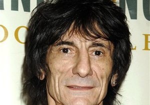 Гитарист The Rolling Stones завел новую подругу