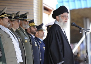 Духовный лидер Ирана пригрозил Израилю и США жестким отпором