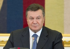 Янукович требует самого сурового ответа на  варварство  FEMEN