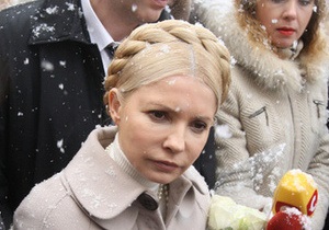 Тимошенко утверждает, что ее адвокат не просил возобновить следствие по делу против нее