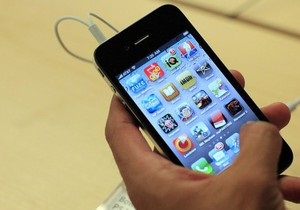 Сегодня: В Украине появились первые iPhone 4