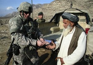Американских военных заподозрили в косвенном финансировании талибов