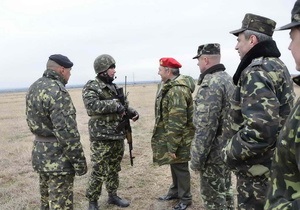 DW: Украина. Профессиональная армия за копейки?