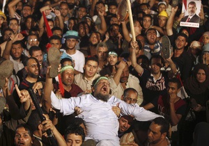 Египет - Жертвами столкновений в Египте стали не менее 32 человек, десятки женщин изнасилованы