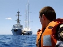 Пираты захватили украинское судно, перевозившее военную технику