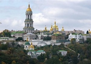 Власти приостановили строительство в историческом центре Киева