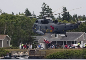 Принц Уильям посадил вертолет на воду в Канаде