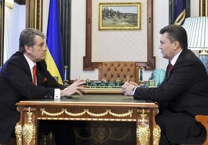 Ванникова: Ющенко регулярно общается с Януковичем