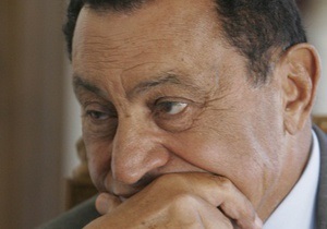 Вице-президент Египта объявил об отставке Мубарака