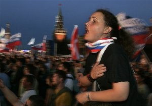 Две трети россиян не знают, что они празднуют 12 июня