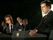 Саркози поручился за Россию перед Саакашвили