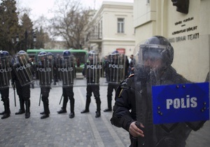 В Азербайджане арестовали лидеров оппозиции после беспорядков в провинции