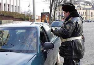 В Тернопольской области свыше 300 правонарушителей избежали ответственности благодаря инспектору ГАИ