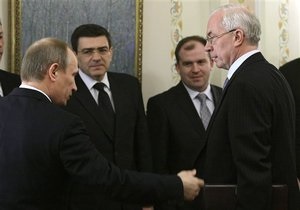 Путин рассказал Азарову о шансах вернуться  на прежние позиции 