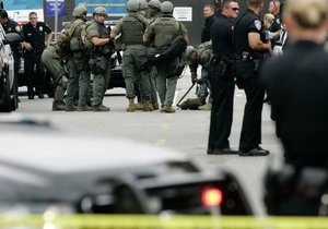 В США близ места, где произошла стрельба, обнаружили два трупа