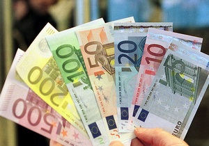 Президент Латвии не видит альтернативы введению евро