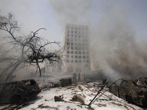 Число жертв серии взрывов в Багдаде достигло 95 человек