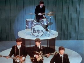 The Beatles бьют рекорды по продажам альбомов