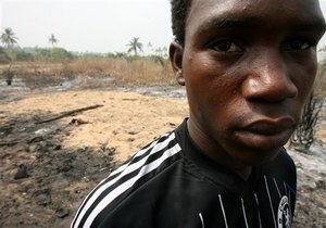 Жертвами религиозных распрей в Нигерии стали уже 500 человек, большинство убитых - женщины и дети