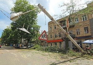 Ураган в Одессе: власти подсчитали количество пострадавших