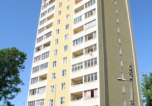 В Харьковской области студент выжил после падения с пятого этажа