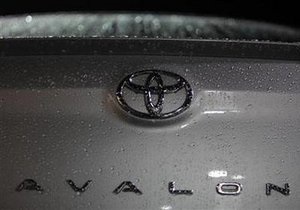 Toyota отзывает еще 373 тыс. автомобилей в США