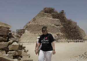 Древнейшая пирамида Египта оказалась под угрозой разрушения