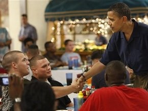 Обама отпраздновал Рождество с морскими пехотинцами