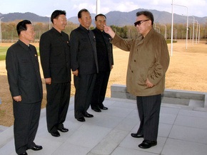 Южнокорейские спецслужбы занялись фотографиями Ким Чен Ира