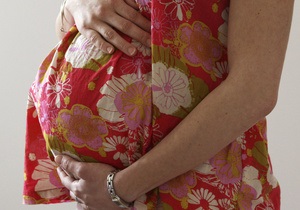 В Украине беременных школьниц освободили от выпускных экзаменов