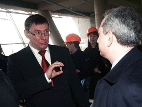 Партия регионов требует наказать Луценко за преследования Колесникова