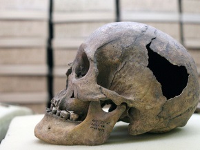 Ученые: Предки современного человека ели неандертальцев