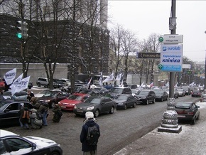 В Киеве заблокирована улица Грушевского (уточнено)