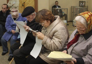 Экзит-полл: Партия регионов в Донецкой области набрала 62,7% голосов