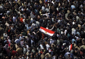 Братья-мусульмане вывели на демонстрацию в Каире 50 тысяч человек