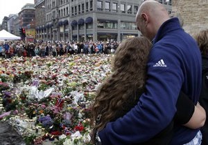Опознаны тела всех жертв двойного теракта в Норвегии. В Осло прошли первые похороны