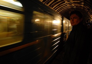 В вагонах киевского метро планируют установить камеры наблюдения