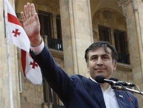 Саакашвили в Киеве встретится с Ющенко и откроет здание посольства