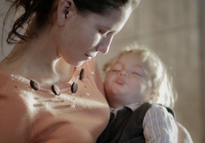 В Киеве откроют первый приют для несовершеннолетних матерей