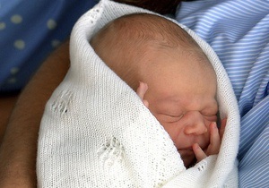 Фотогалерея: Маленький принц. Первые фото новорожденного наследника британского престола
